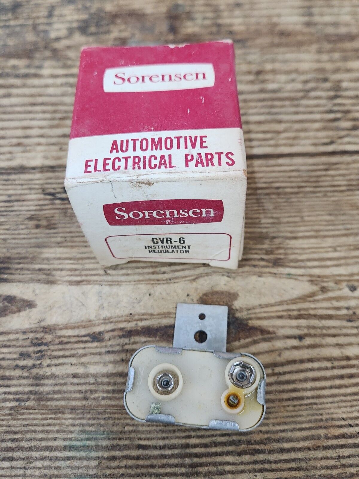 69-73 MUSTANG TORINO 69-80 COUGAR INSTRUMENT DASH CLUSTER VOLTAGE REGULATOR