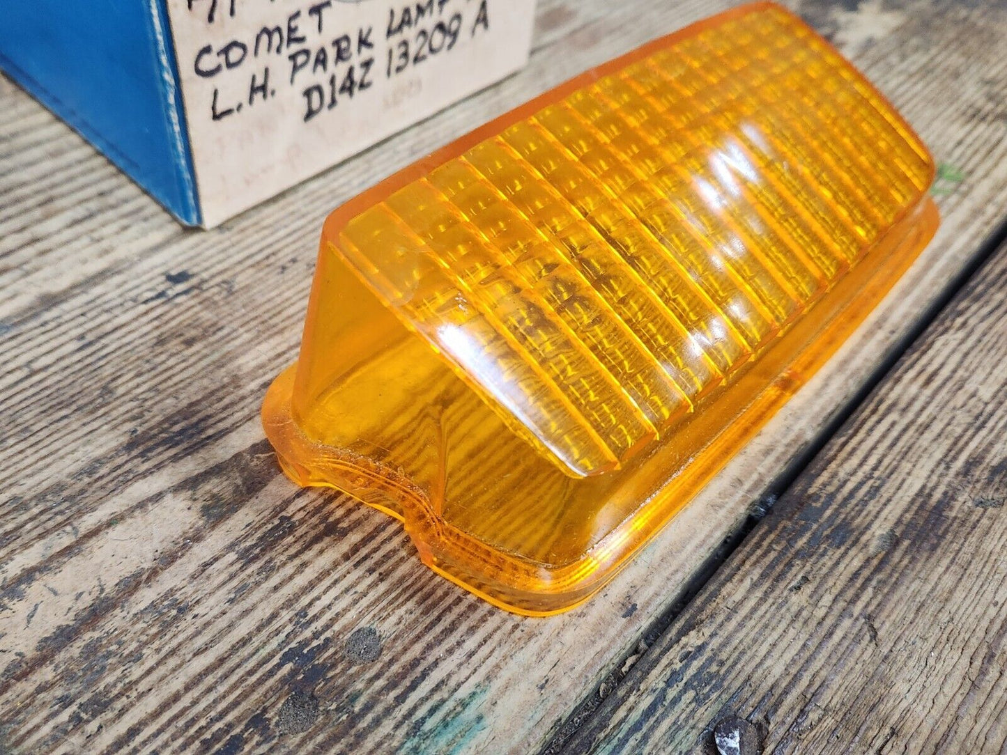 NOS 1970 MERCURY COUGAR 71-73 MERCURY COMET GT LH PARKING LIGHT LENS D14Z13209A