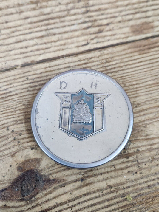 1949 1950 PLYMOUTH DELUXE STEERING WHEEL CENTER HORN BUTTON METAL EMBLEM