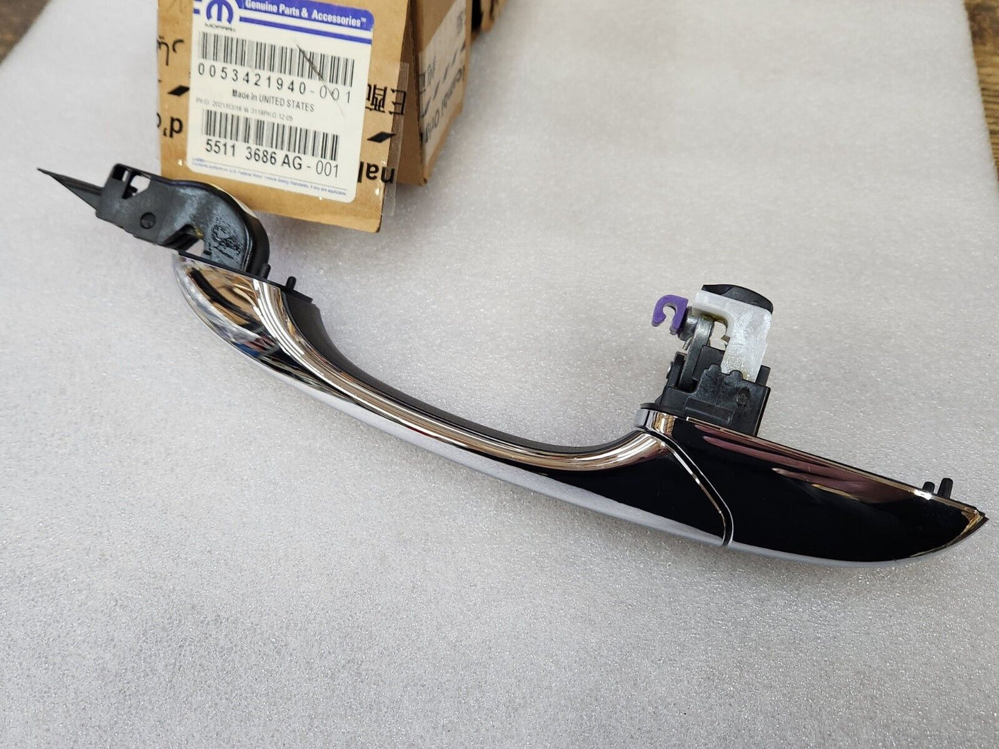 NEW OEM 2011-22 Jeep Grand Cherokee Dodge Durango Right Outer Chrome Door Handle