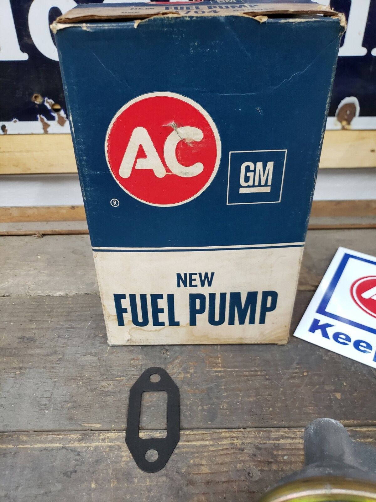 NOS AC Fuel Pump 1967 1968 1969 Oldsmobile F85 350 CI 40704 OEM GM NEW IN BOX