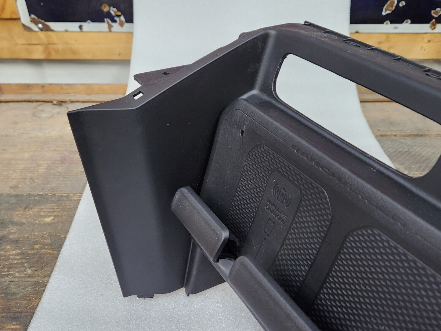 NEW 2019-23 DODGE RAM TRX BIG HORN CENTER CONSOLE MEDIA 115V USB WIRELESS BEZEL