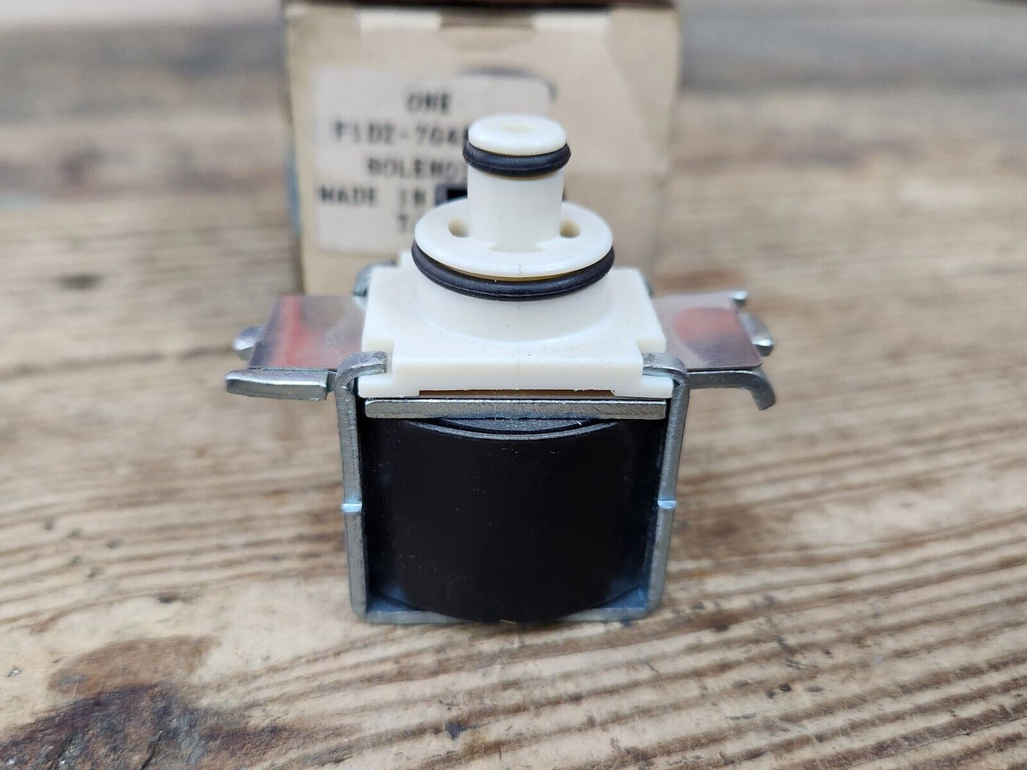 NEW OEM 1991-95 Ford F1DZ-7G484-A Auto Trans Lock-up Control TCC Solenoid