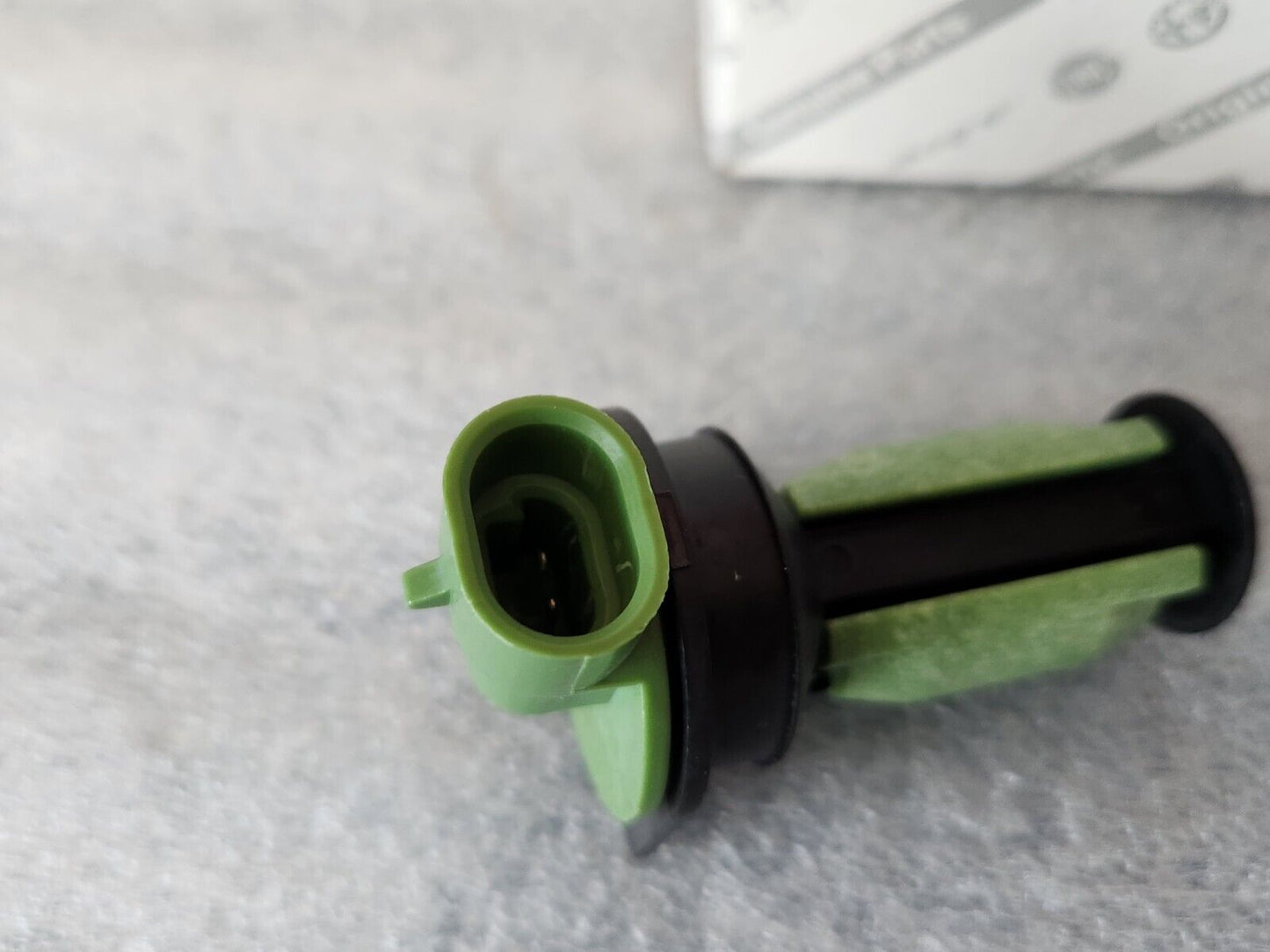 NEW Genuine Mopar 11-14 Challenger Washer Fluid Level Sensor 05161400AA