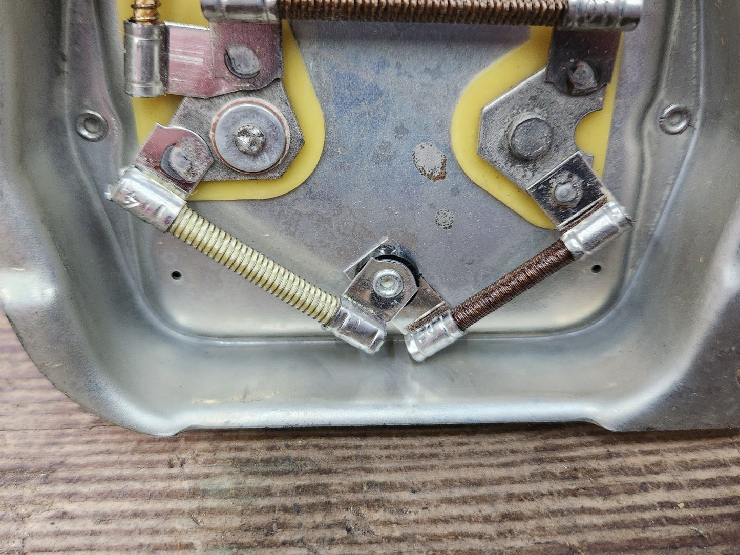 7780822