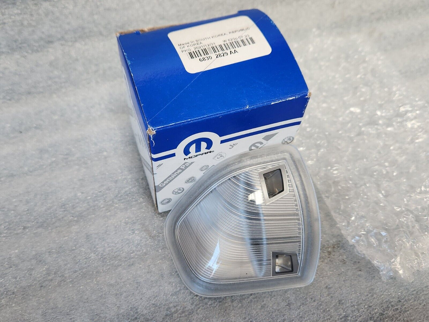 NEW Mopar 2015-2021 Ram Driver Left Tow Mirror Turn Signal Light Lens 68302829AA