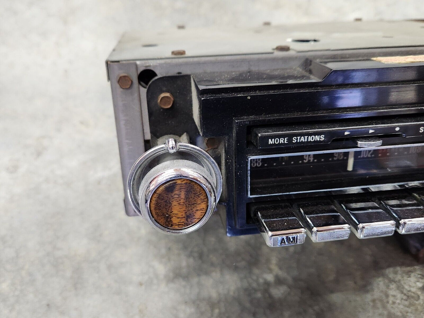 1969 1970 Cadillac AM FM Stereo Radio with Wonderbar WORKS OEM GM