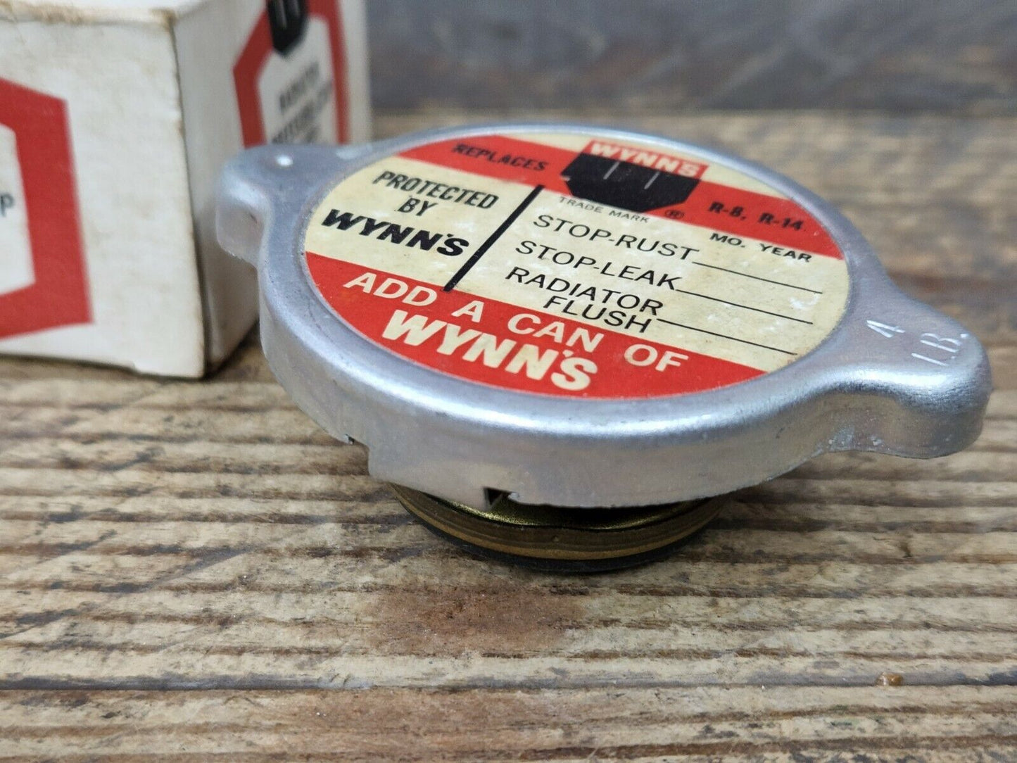 NOS Wynns Radiator Pressure Cap R-8 R-14 4lb 48-53 Chevy Pontiac 53-55 Corvette