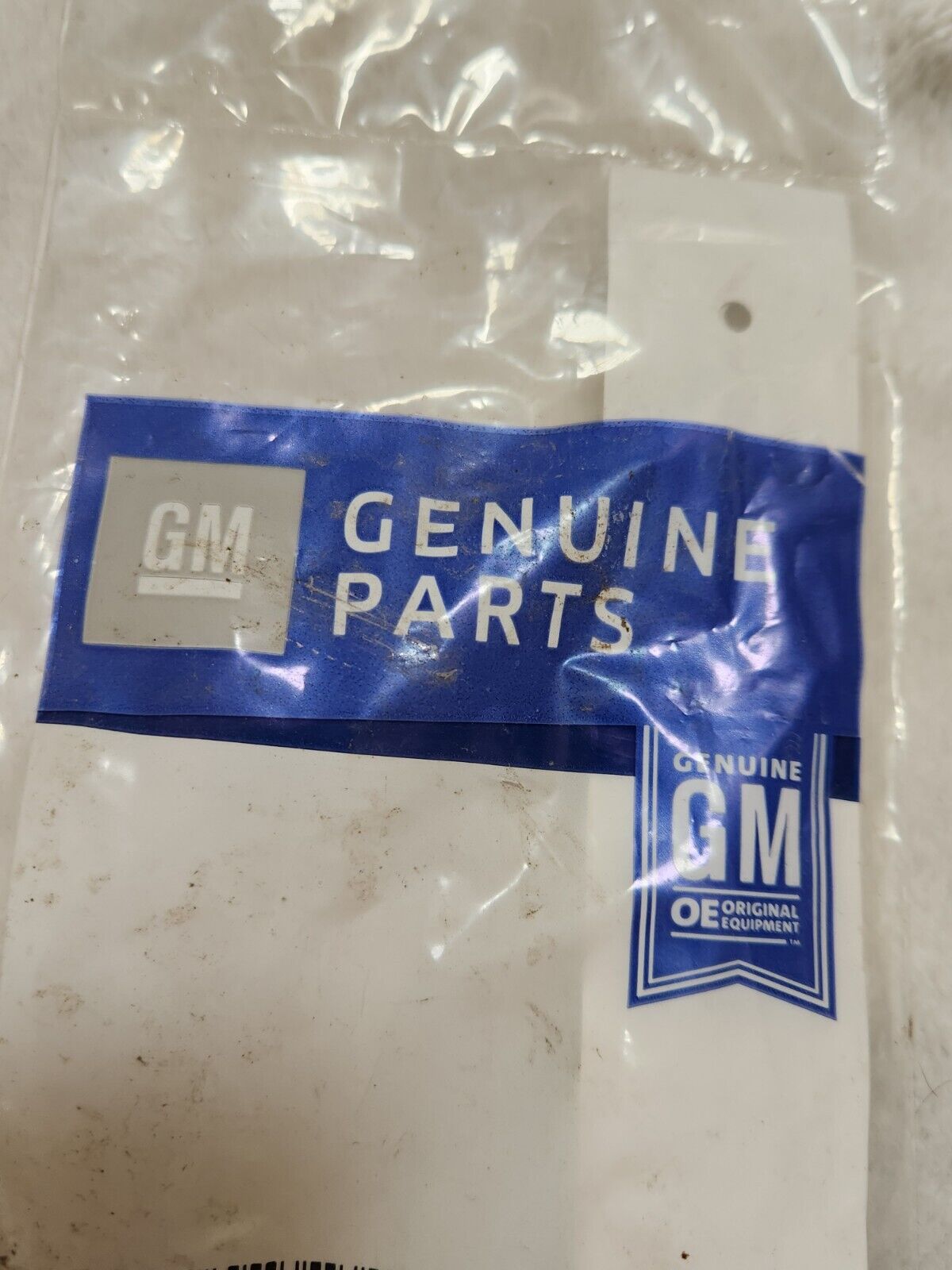 NEW NOS Buick GM OEM 2018 Enclave Lift Gate Emblem Badge Nameplate 84113645