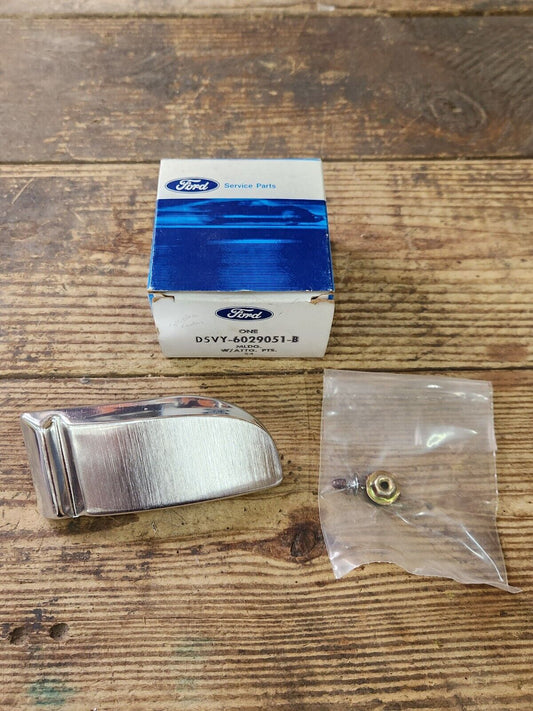NEW NOS 1975 - 1977 Lincoln Quarter Panel Moulding Short LH Part# D5VY-6029051-B