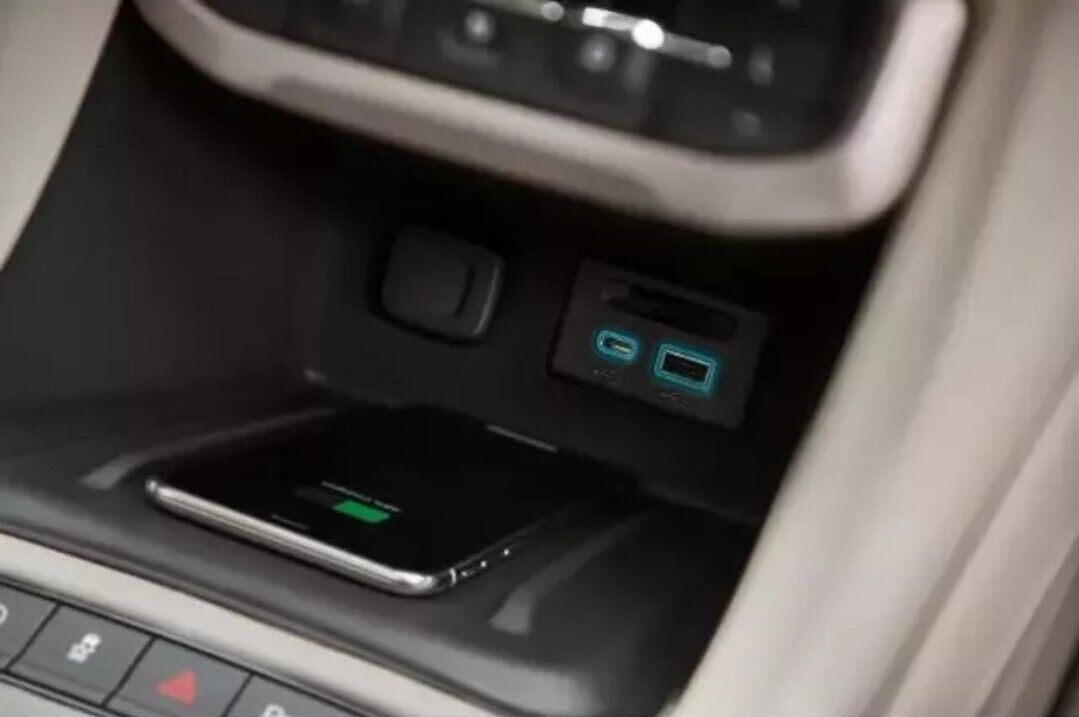 NEW Genuine GM 2020 2021 GMC Acadia Wireless Charging System 86818302