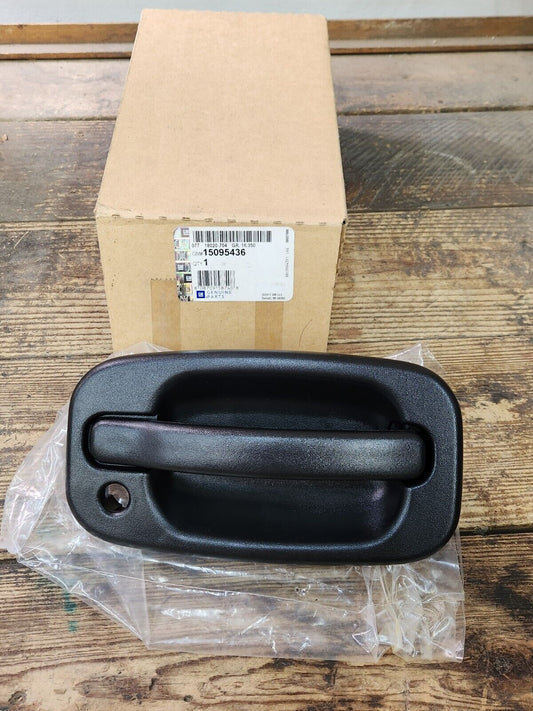 NEW OEM Back Split Door Handle 2000-2006 Chevrolet Tahoe Suburban Yukon 15095436