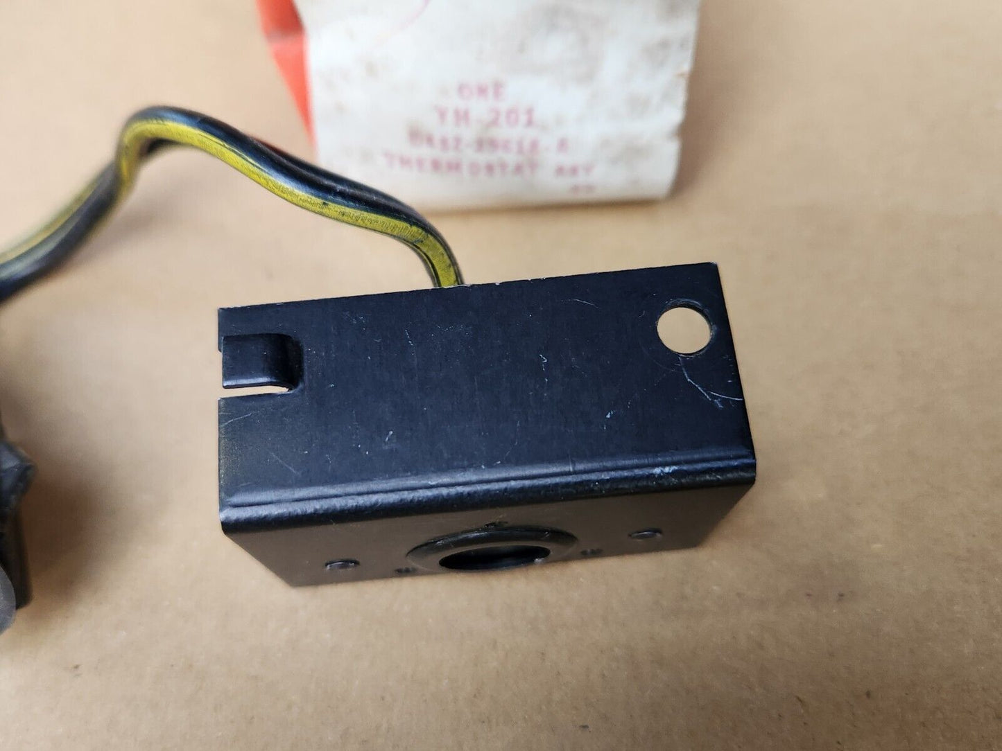 NOS 1973 1974 Thunderbird Lincoln Mark IV A/C EVAPORATOR TEMP CONTROL THERMOSTAT