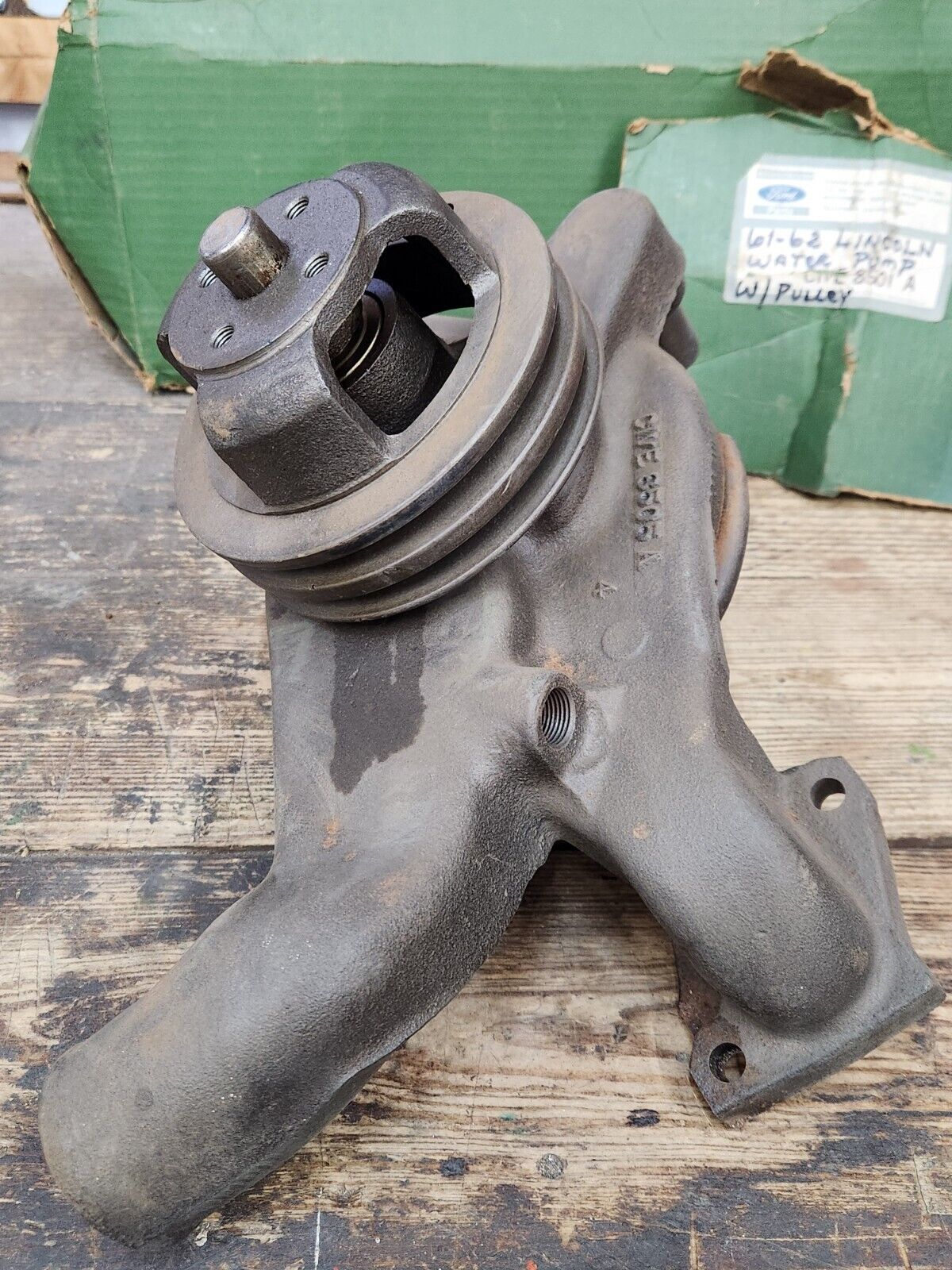 1961-62 Lincoln Continental 430 7.0 Rebuilt water pump C1VE-8505-A 5-1/2" pulley