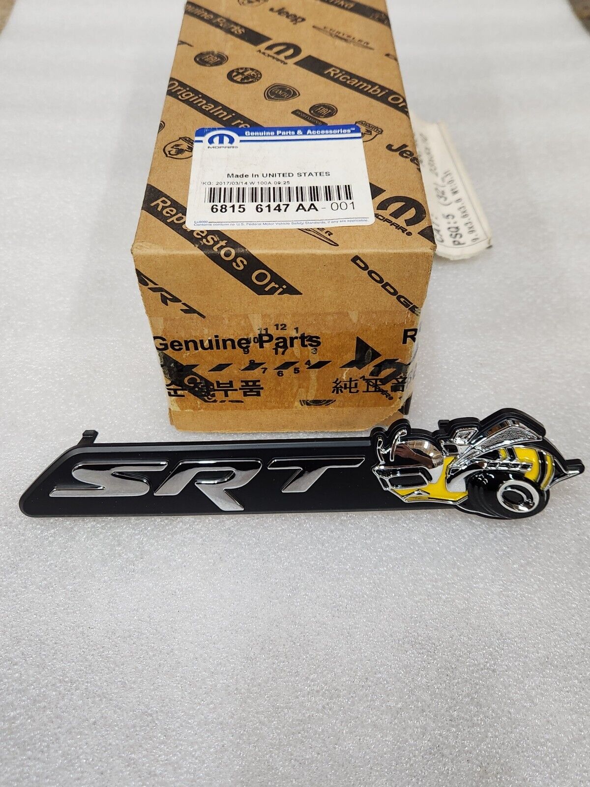 NEW OEM MOPAR 2012-14 DODGE CHARGER SRT SUPERBEE SCAT PACK GRILLE EMBLEM BADGE