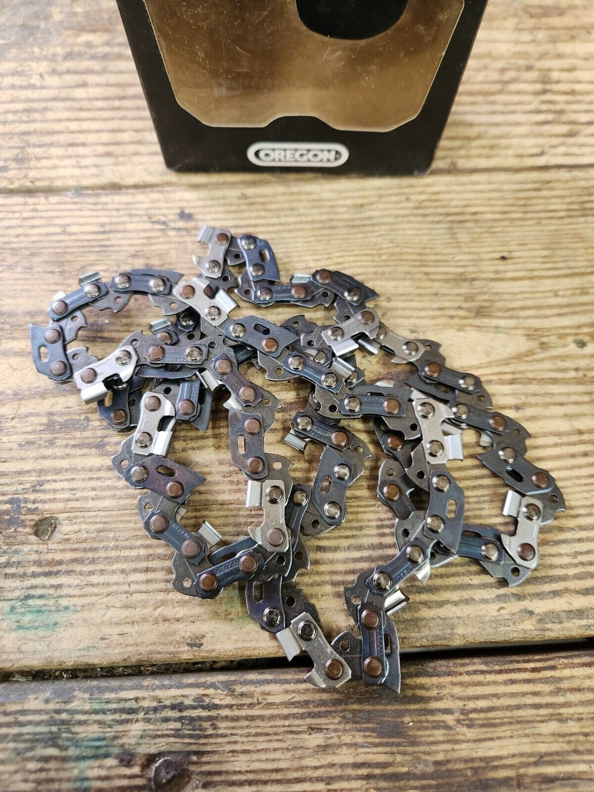 NEW Oregon chainsaw chain 90SG050G McCulloch, Homelite, Poulan, Stihl 14"