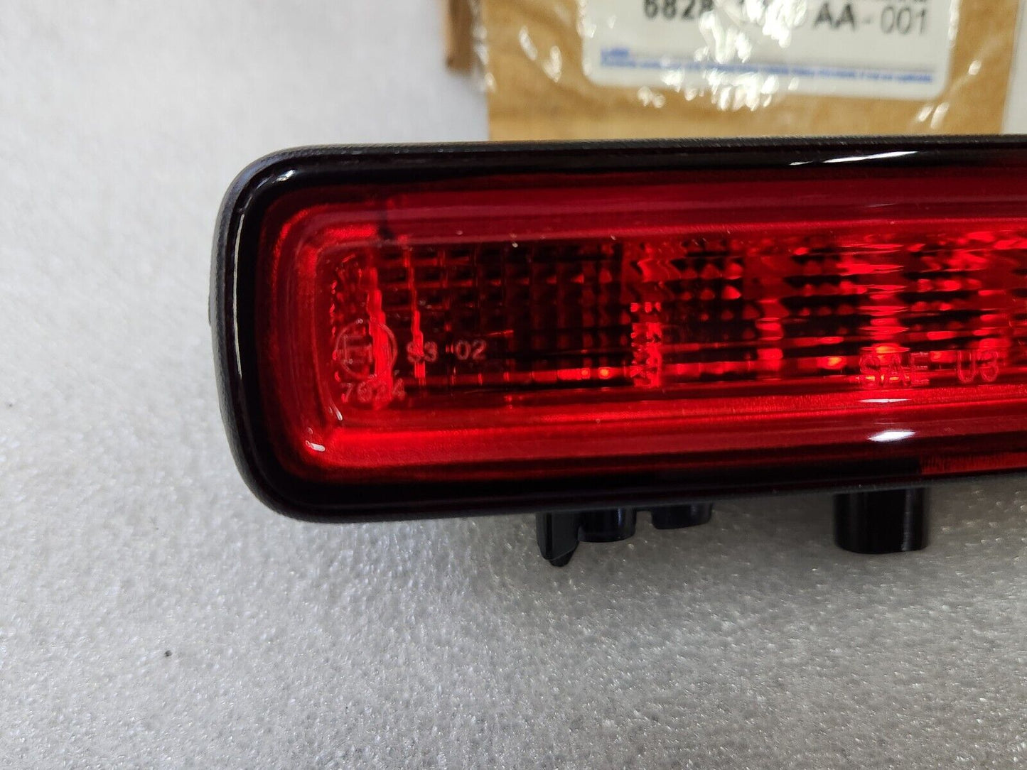 NEW OEM MOPAR 18-25 JEEP WRANGLER CENTER HIGH MOUNTED STOP LAMP LIGHT 68281930AA