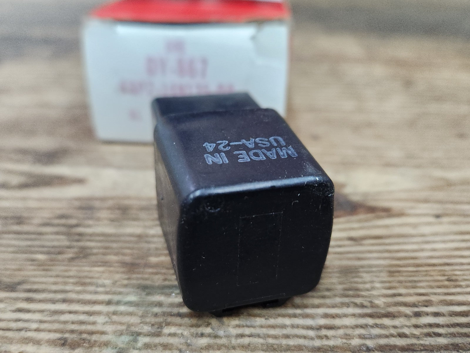 8331352