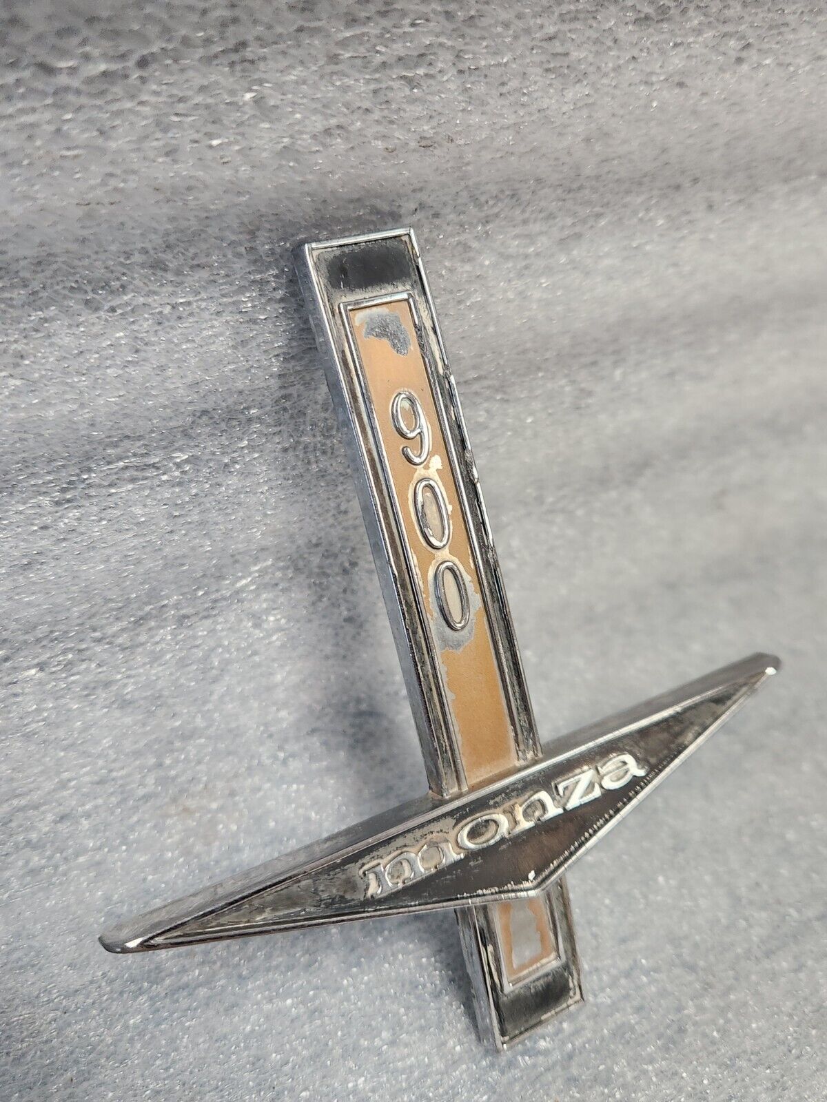 Chevy OEM 1962 1963 1964 Monza 900 Side Emblem Badge Logo Nameplate Name 3815062
