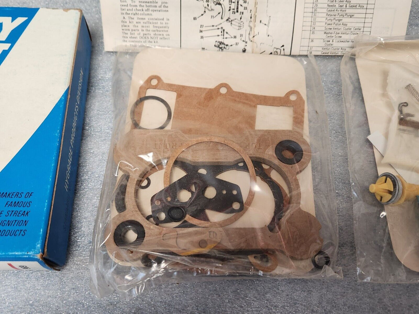NEW 1975 Chevy Car GMC 350 Eng Carburetor Rebuild Kit Rochester 2GV  2 Barrel