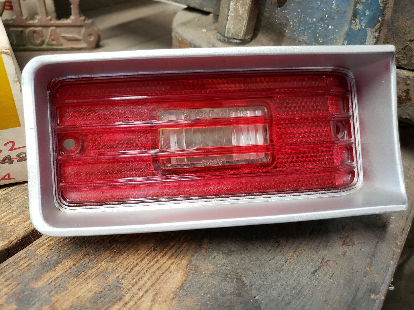 NOS 1970 Chevrolet Bel Air and Biscayne Back Up Lamp Lens Delco Guide RH 5964232