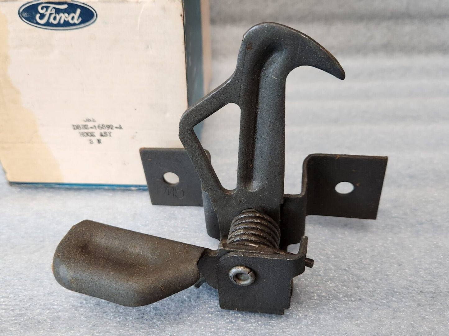 NOS OEM 1978 - 1983 FORD FAIRMONT HOOD CATCH HOOK ASY D8BZ-16892-A