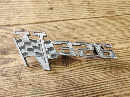 1963-1967 Pontiac emblem 326-V8 #64096 9776023