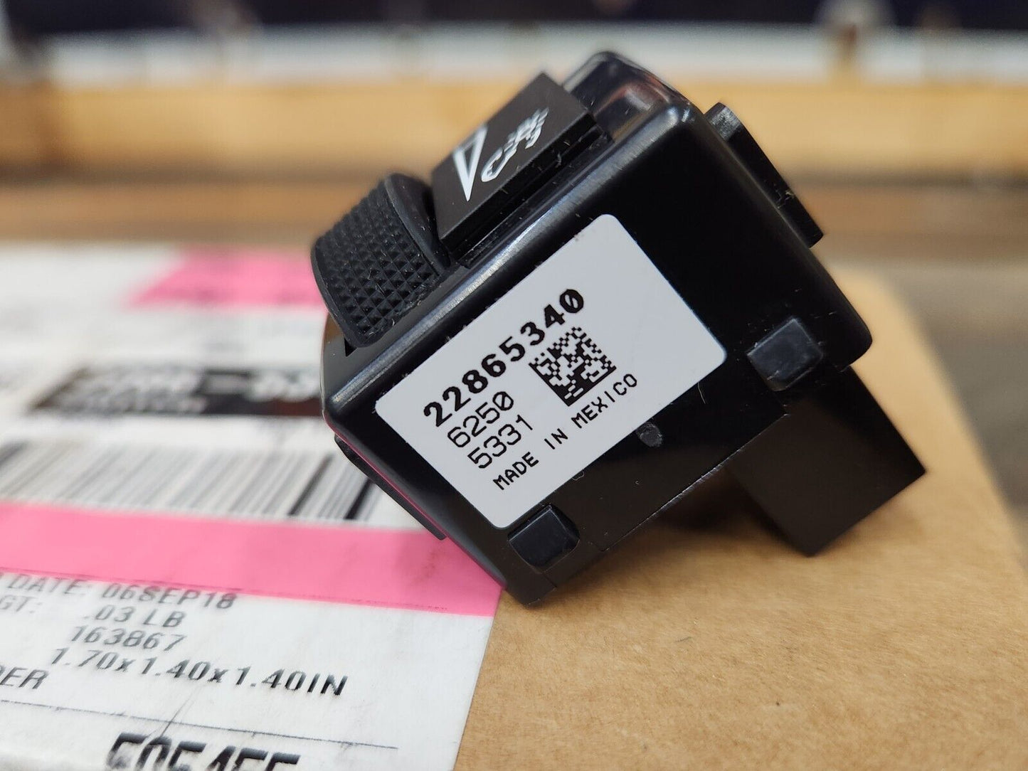 NEW OEM 2014-2020 CHEVY IMPALA INTERIOR LIGHT DIMMER CONTROL SWITCH 22865340