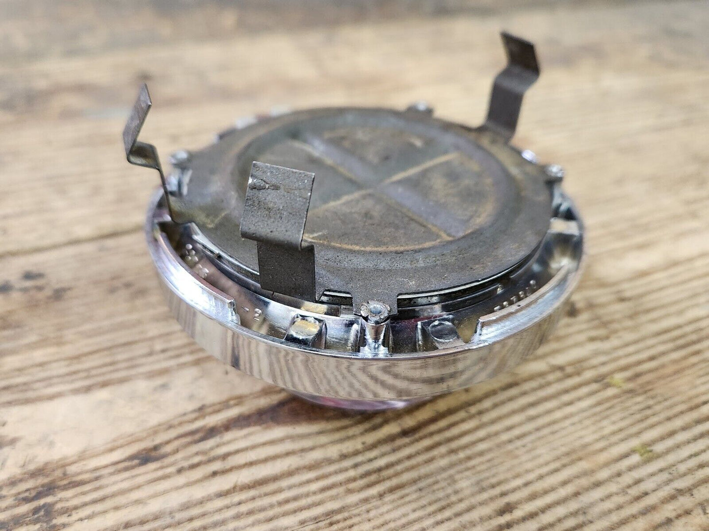 1963 Oldsmobile 88 98 Starfire Steering Wheel Center Horn Cap GM # 587638