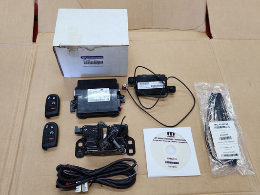 NEW Genuine Mopar 2019 Dodge Durango Remote Start Keyless Entry Fob 82216067AA