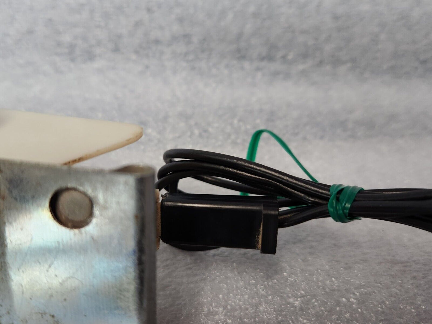 1971 1972 CHEVROLET OLDSMOBILE PASSENGER CARS TRUNK LAMP LIGHT WIRE ASSY 9899624
