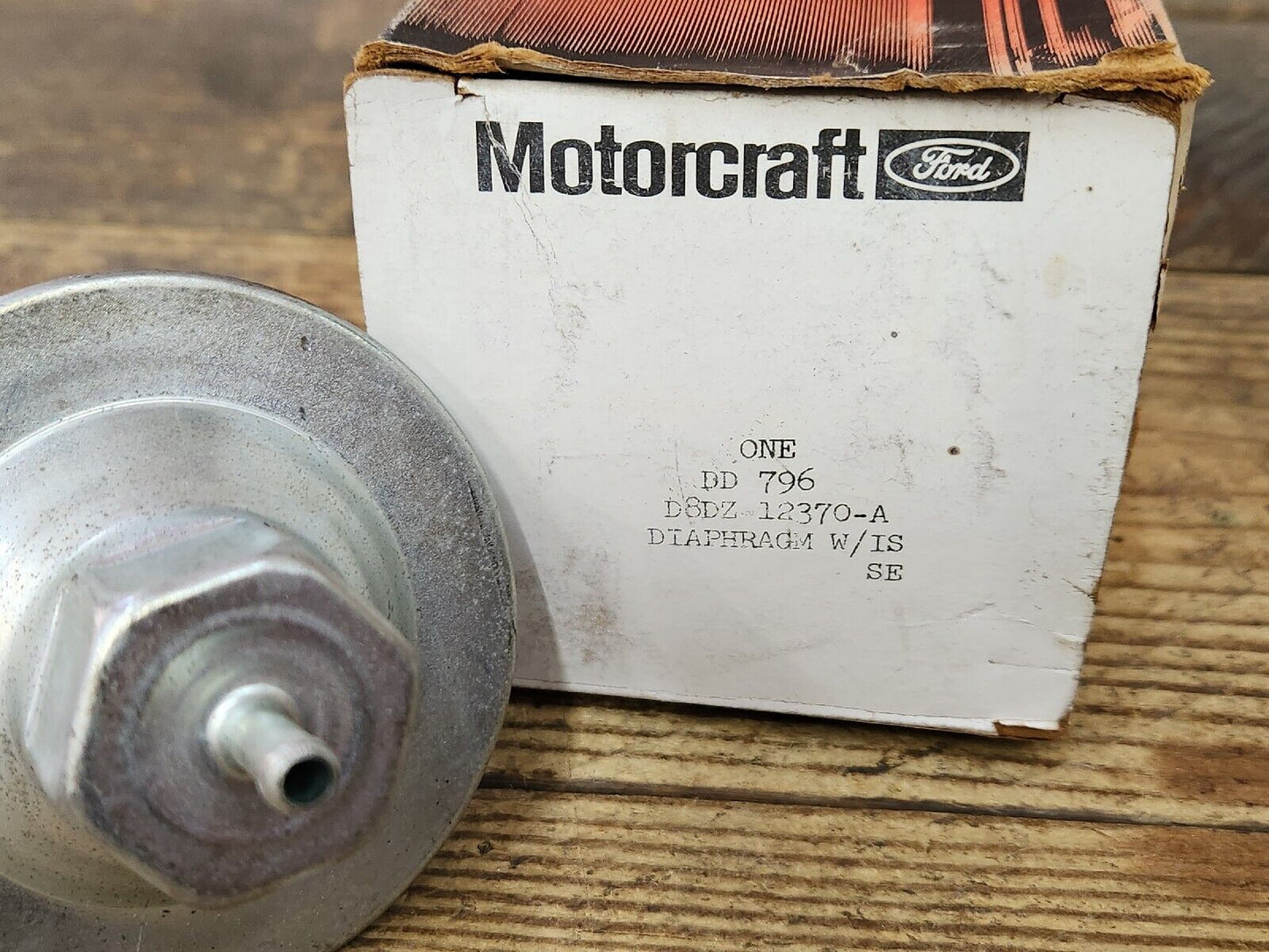 NOS Motorcraft DD-796 Distributor Vacuum Advance Control D8DZ-12127-C DA-1643