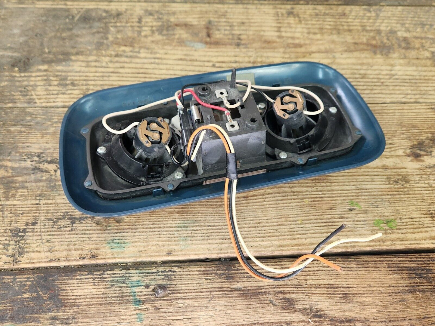 94-99 Chevy Suburban Tahoe Yukon Dome Light Map Reading OEM Blue 15725071