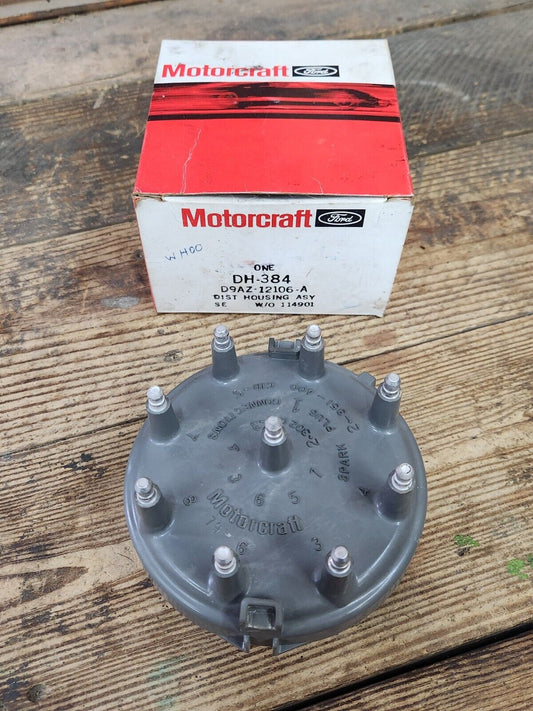 NOS OEM 1979 - 1982 Ford 351W Distributor Cap D9AZ-12106-A   DH-384