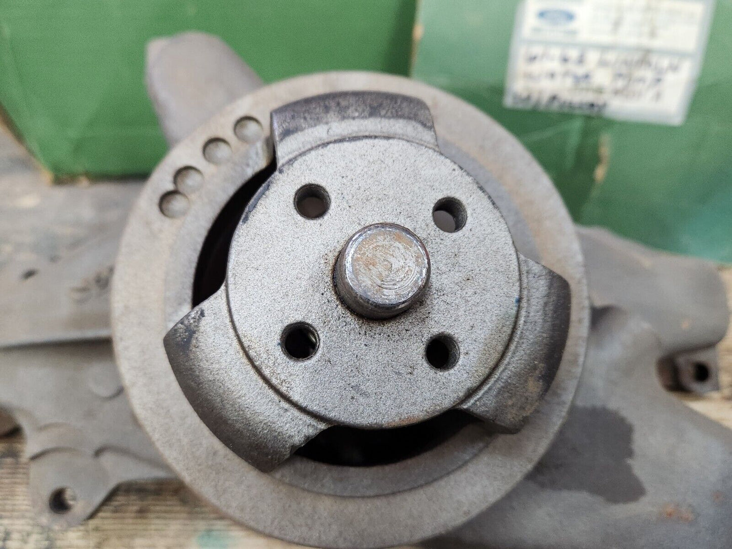 1961-62 Lincoln Continental 430 7.0 Rebuilt water pump C1VE-8505-A 5-1/2" pulley