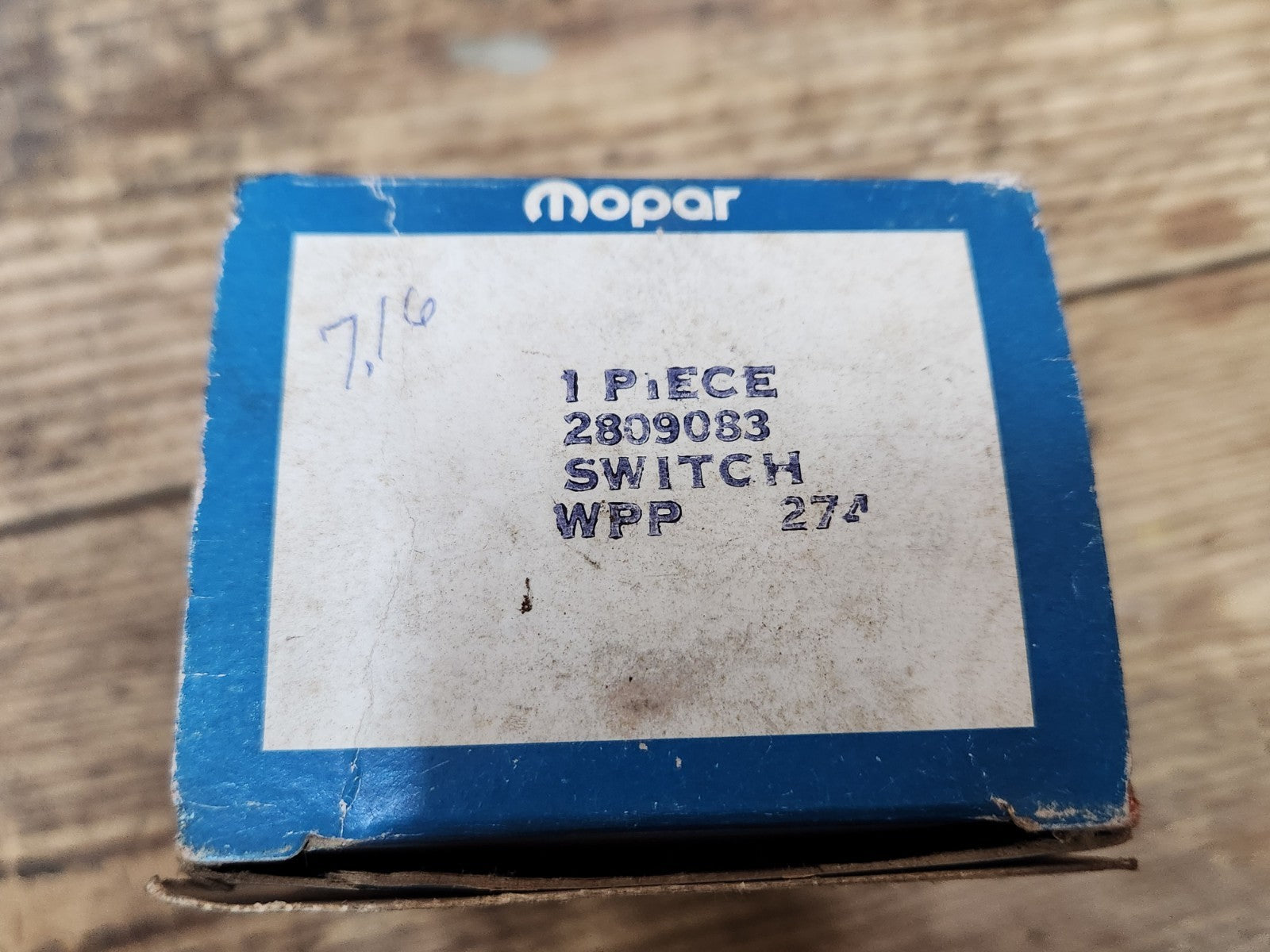 6928581