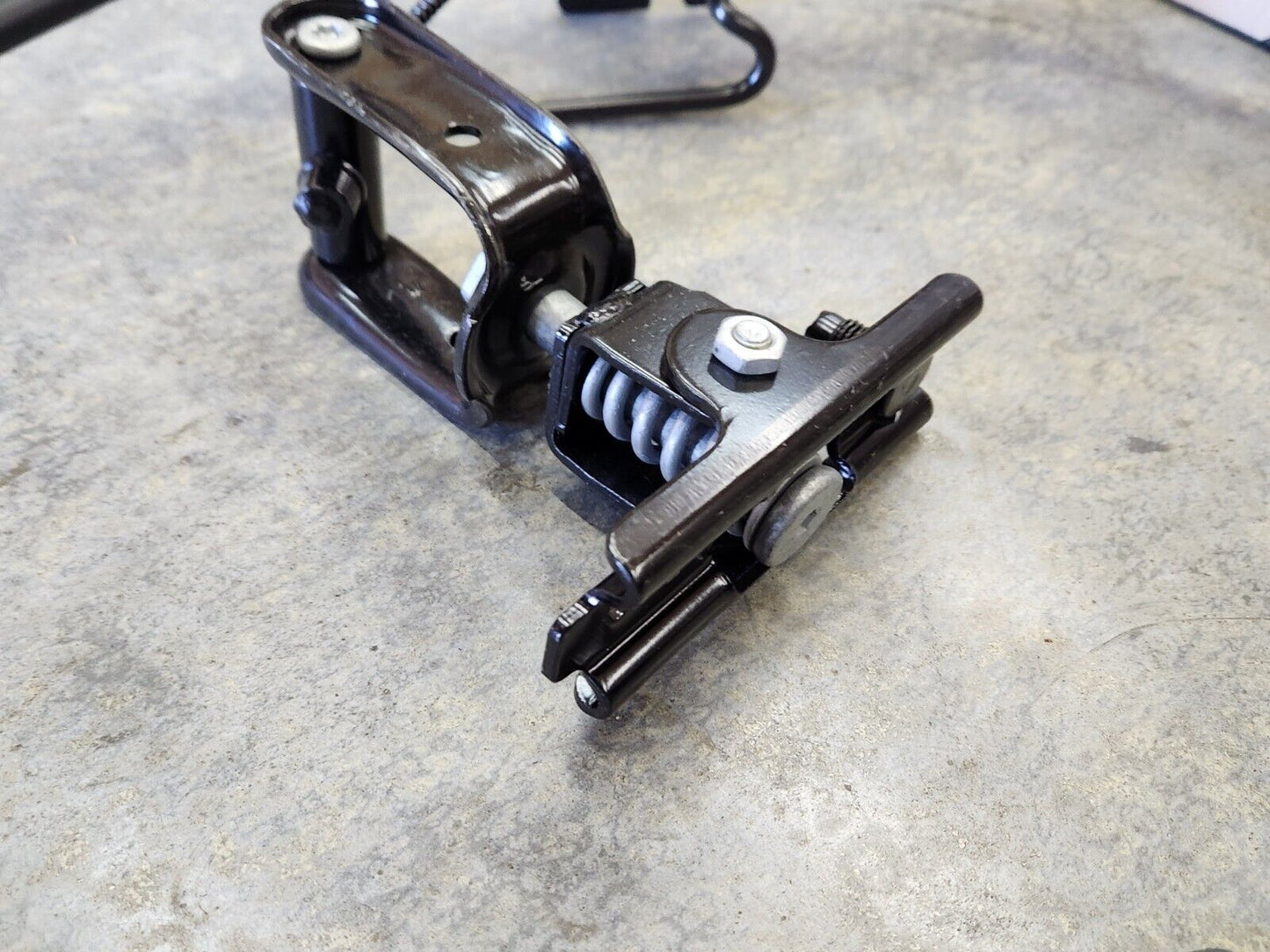 15-22 RAM PROMASTER CITY SPARE TIRE CARRIER WINCH HOIST GENUINE MOPAR 68421527AA