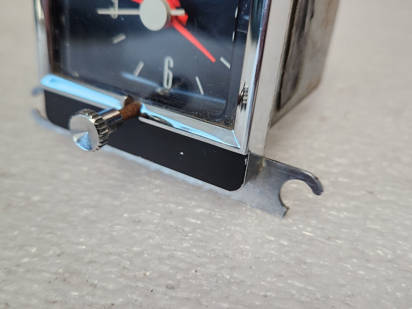 7565313