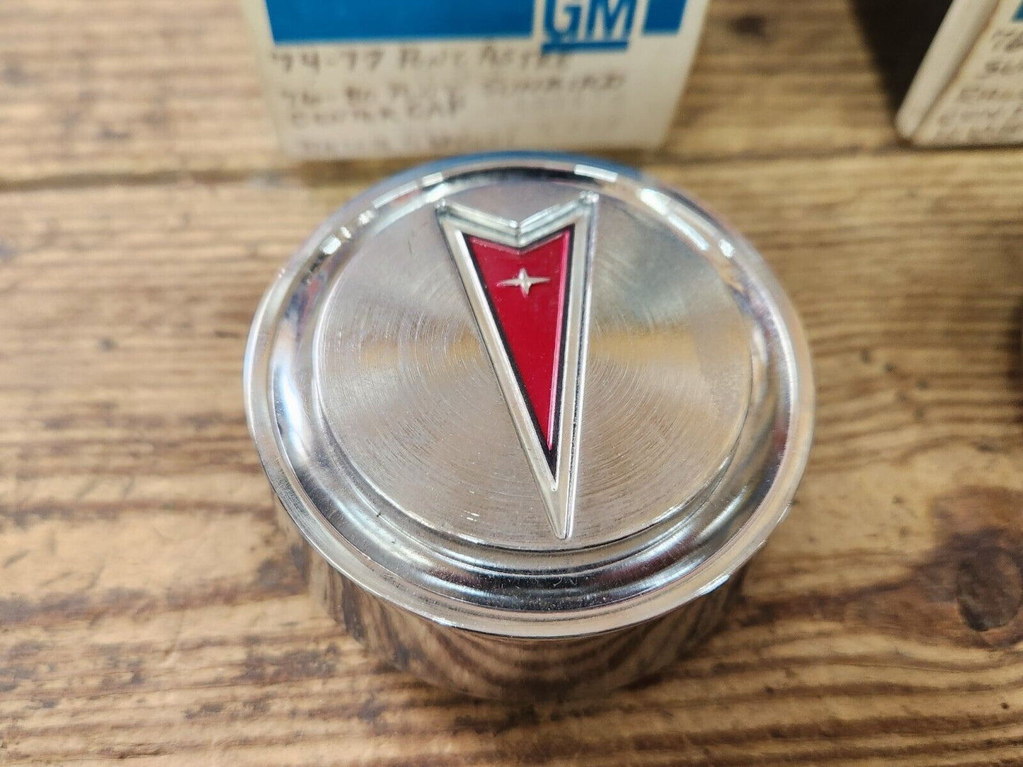 NOS PAIR 1974-1980 Pontiac Astre GT SJ Sunbird Rally Wheel Center Caps GM 499474
