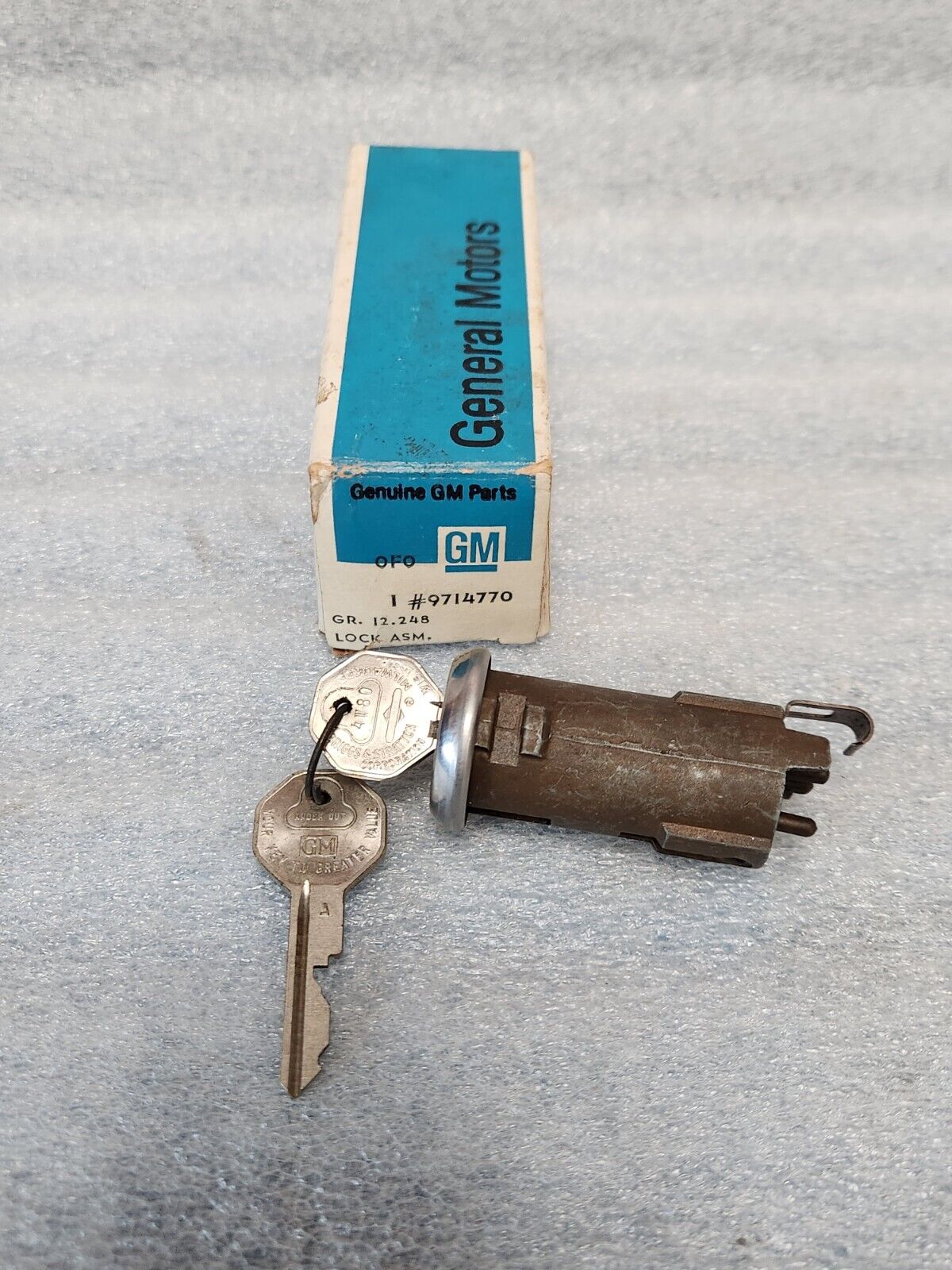 NOS GM 1959-68 Chevrolet Oldsmobile Wagon Electric Window Tailgate Switch Lock