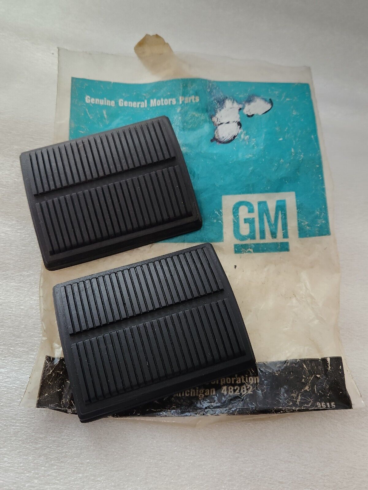 NOS OEM GM 3884850 Brake and Clutch Pedal Pad 1958-62 Corvette  Pair Pads