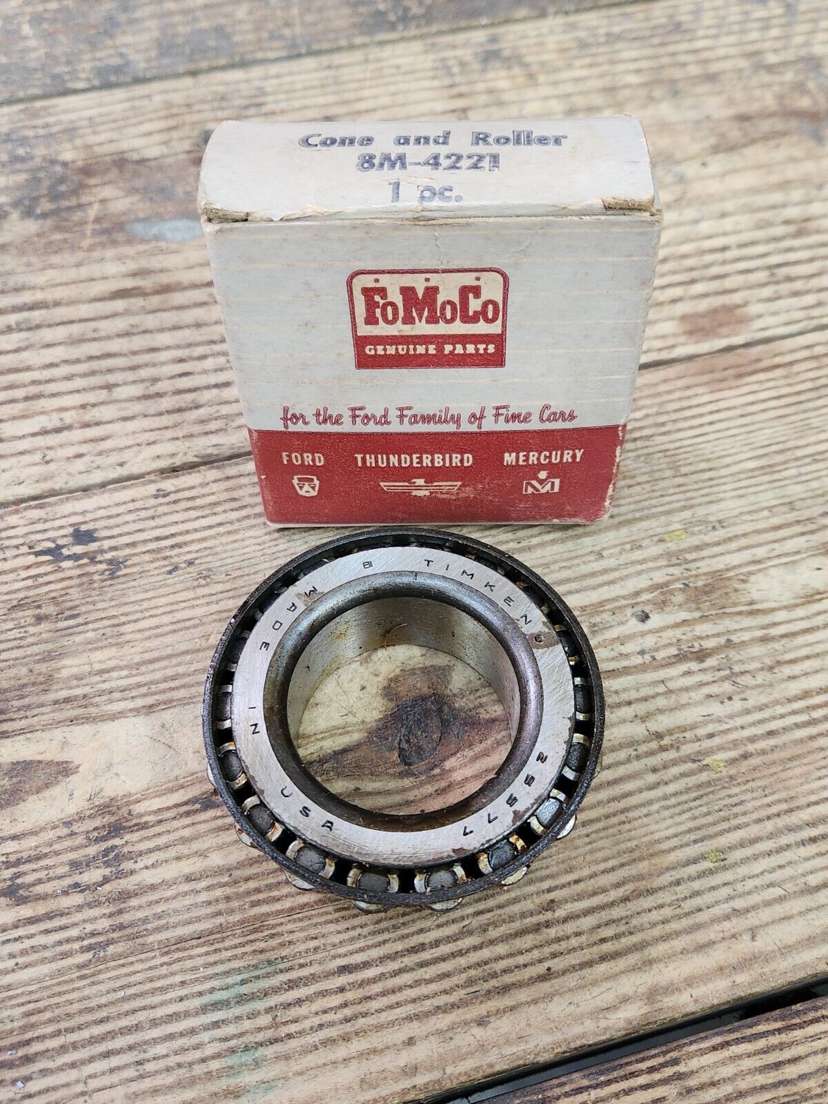 NOS FOMOCO Ford 8M-4221 Tapered Bearing Cone & ROLLER. NEW in box Timken 25577