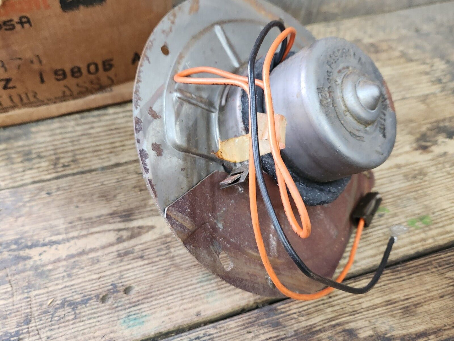 NOS OEM MOTORCRAFT D8BZ-19805A  79-87 FORD MUSTANG W/ A/C HEATER BLOWER MOTOR