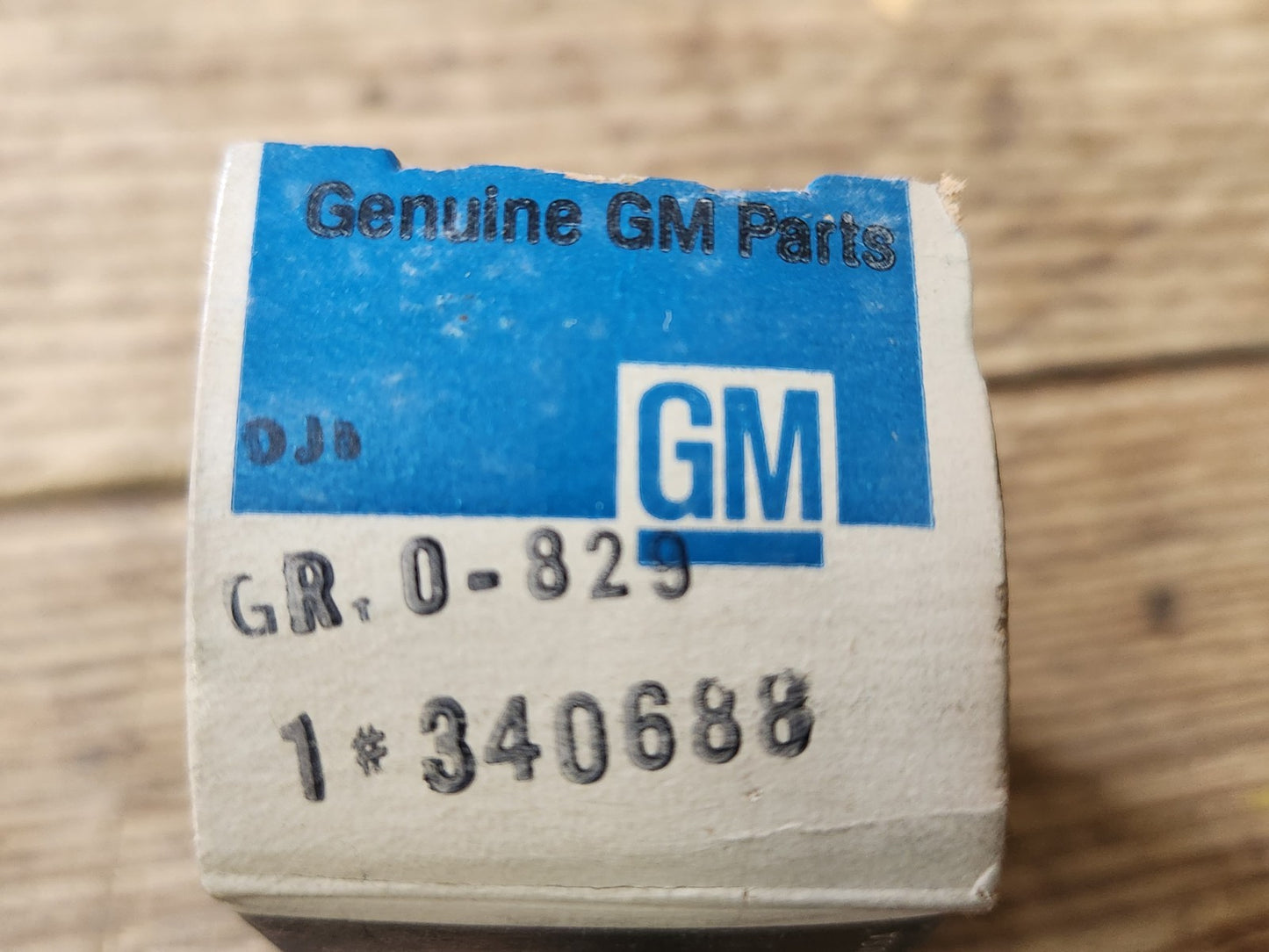 7684442