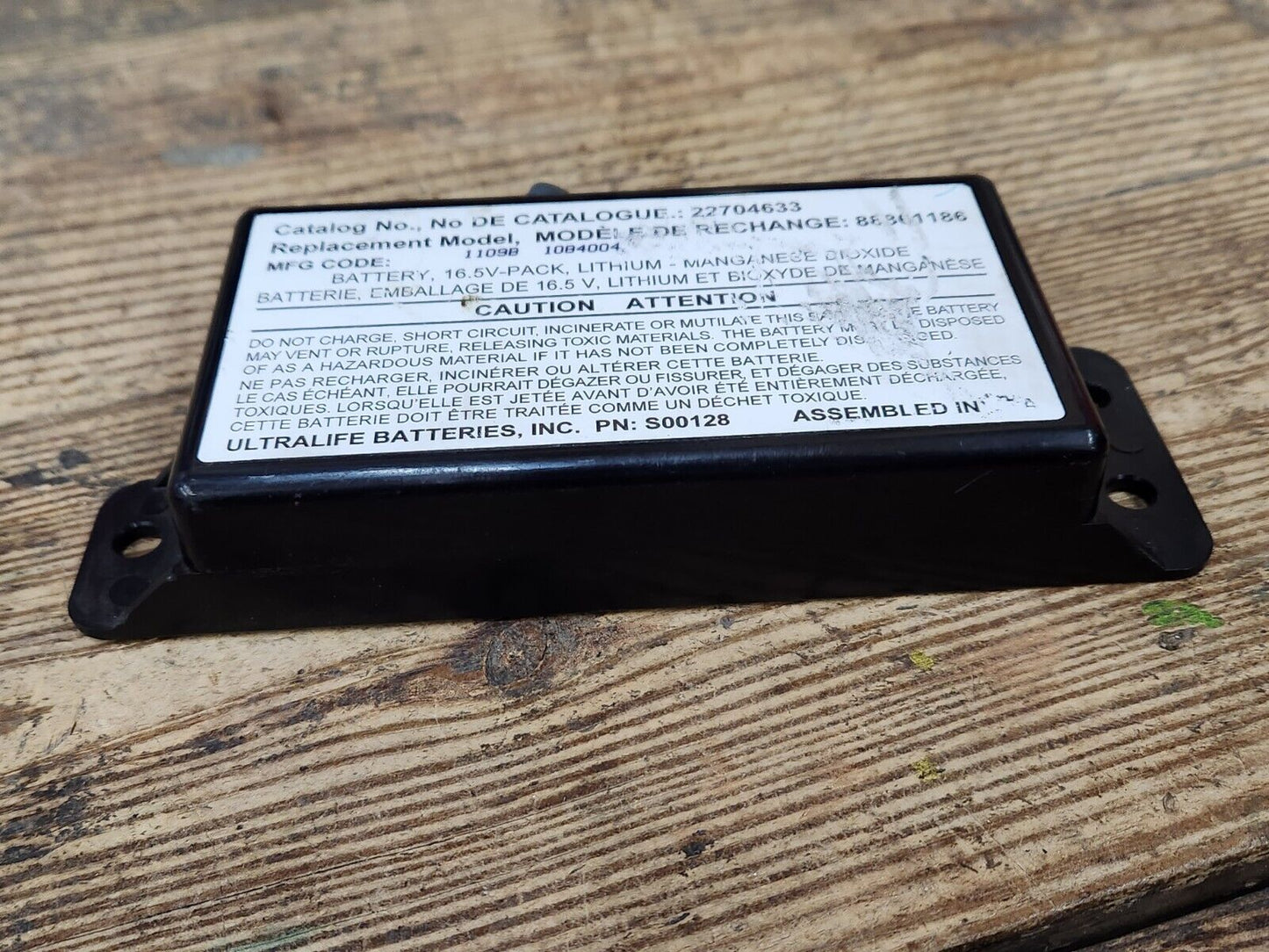2010 2011 CHEVROLET CAMARO SS OEM ONSTAR BATTERY MODULE 22704633 FREE SHIPPING
