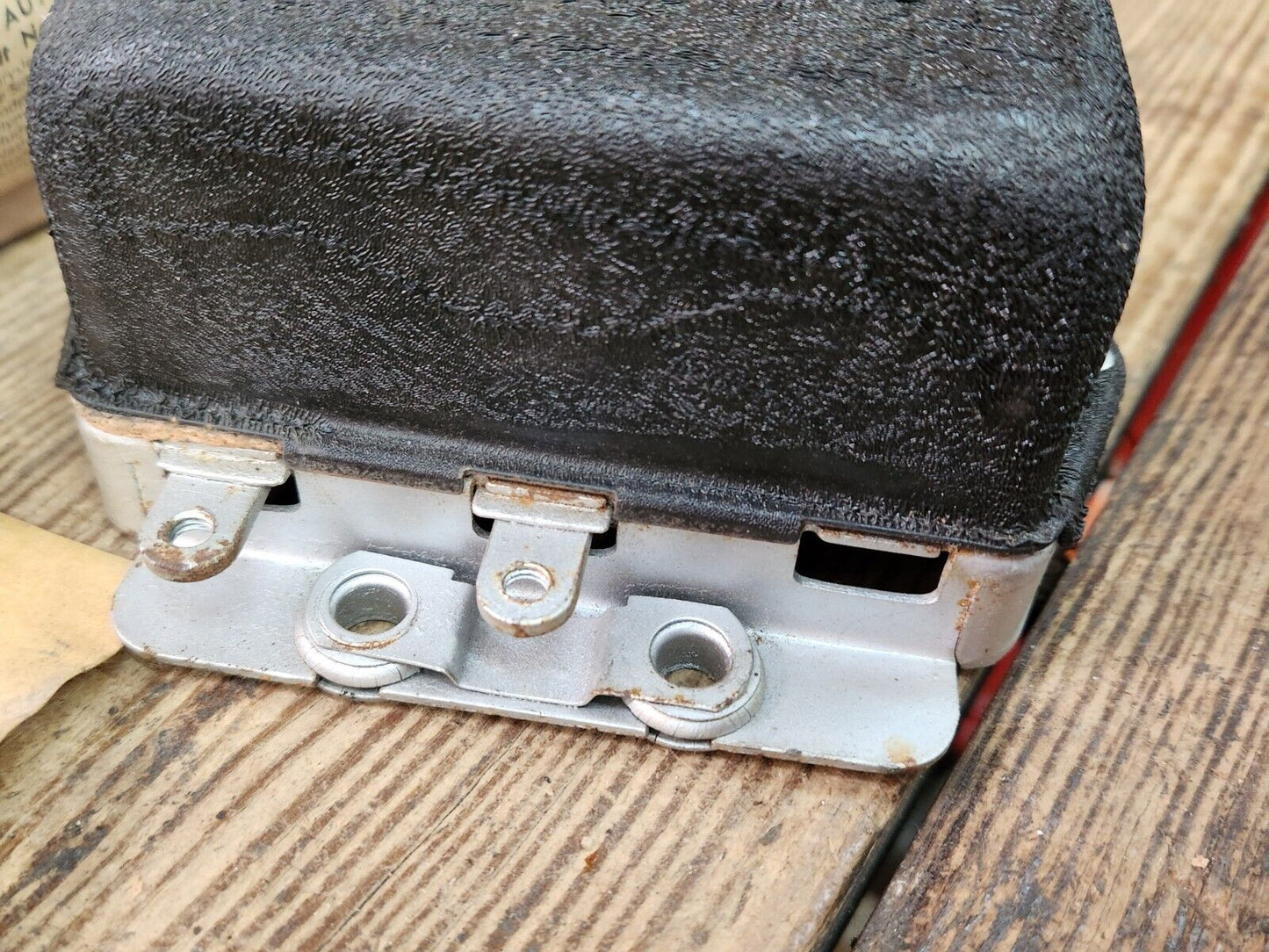 58-63 Willys 53-55 Hudson56-62 Nash 56-60 Mopar Voltage Regulator Reman 1662137
