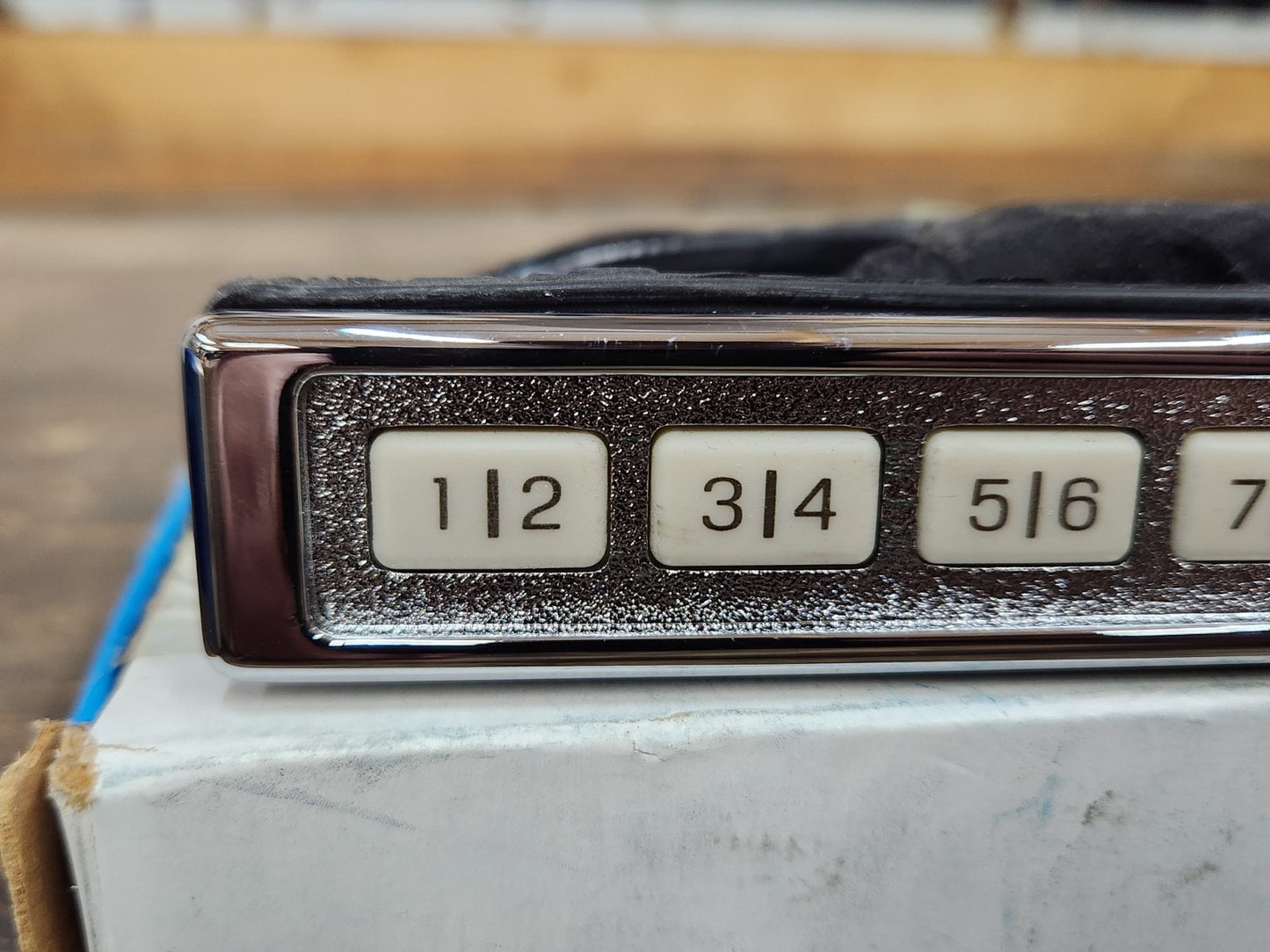 8252000