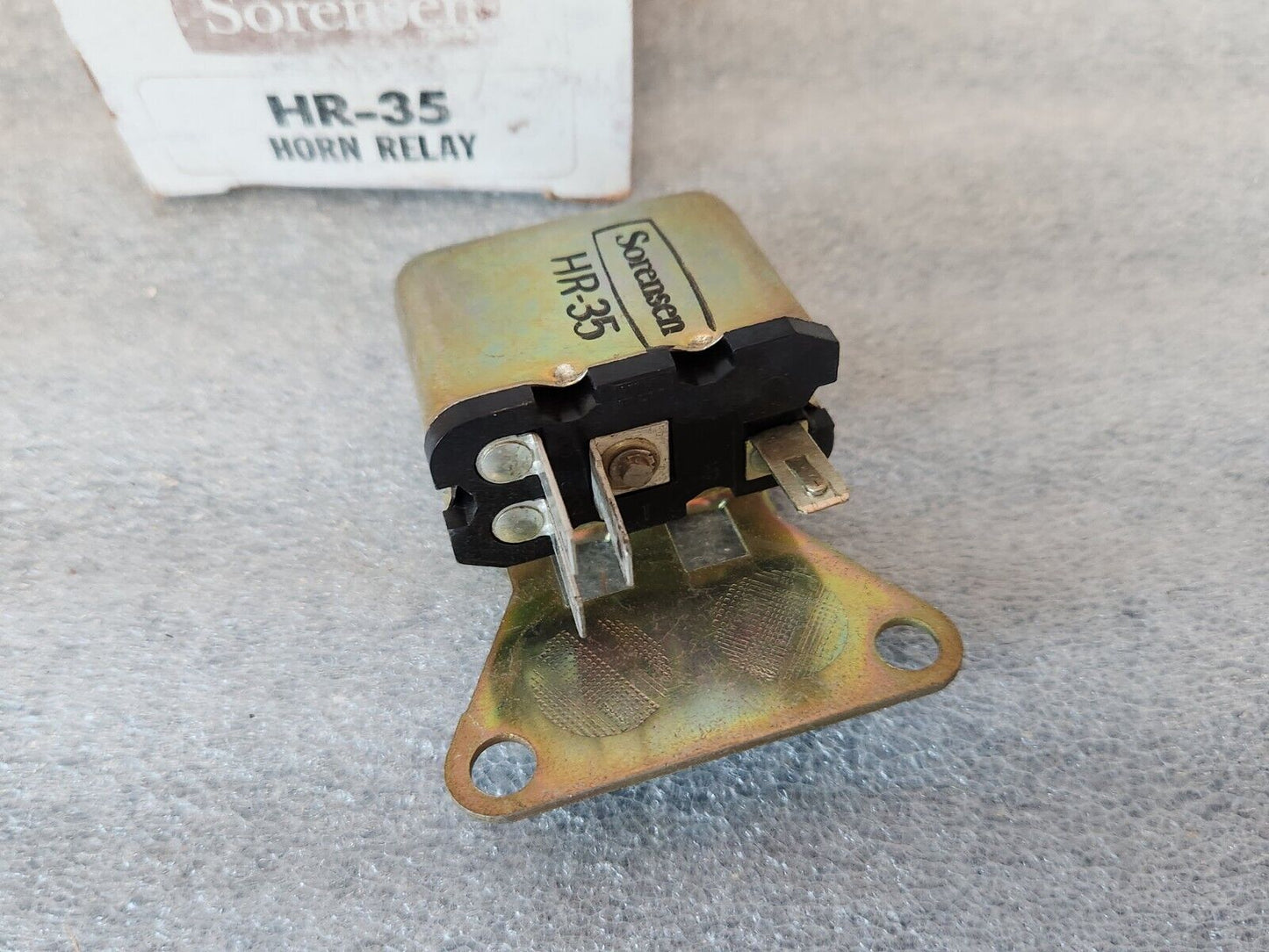 NORS CADILLAC 12-V HORN RELAY USA  1968 69 70 71 72 73 74 75 76  DEVILLE ETC.