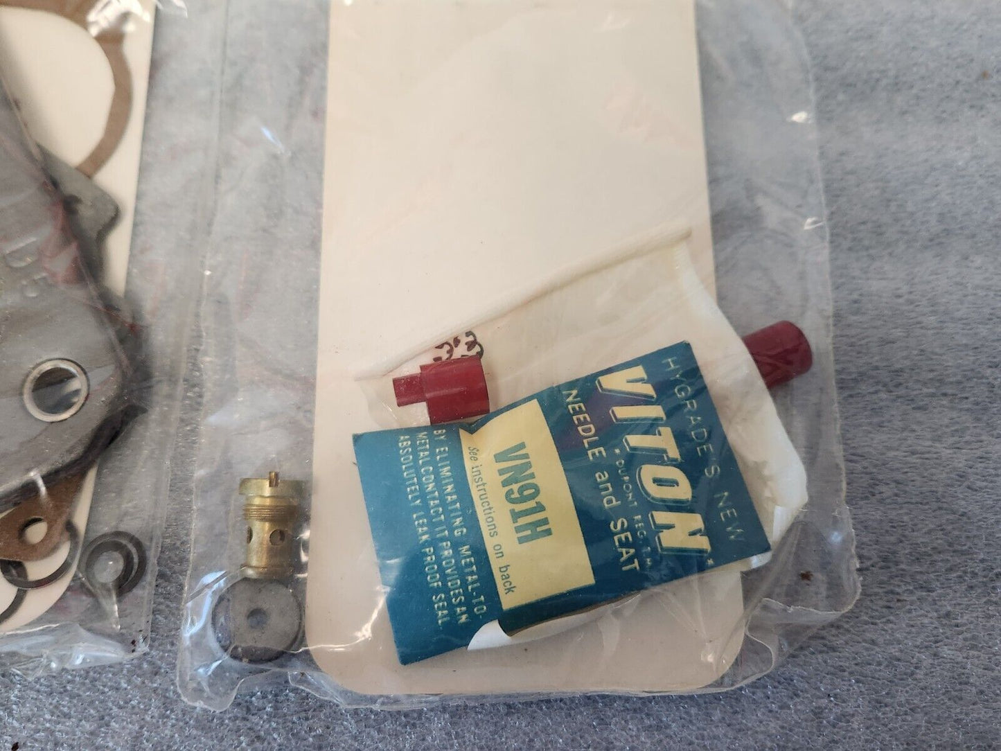 NEW Holley 2210 2 Barrel Carburetor Rebuild Kit 1969-1972 Chevy 68-72 Pontiac