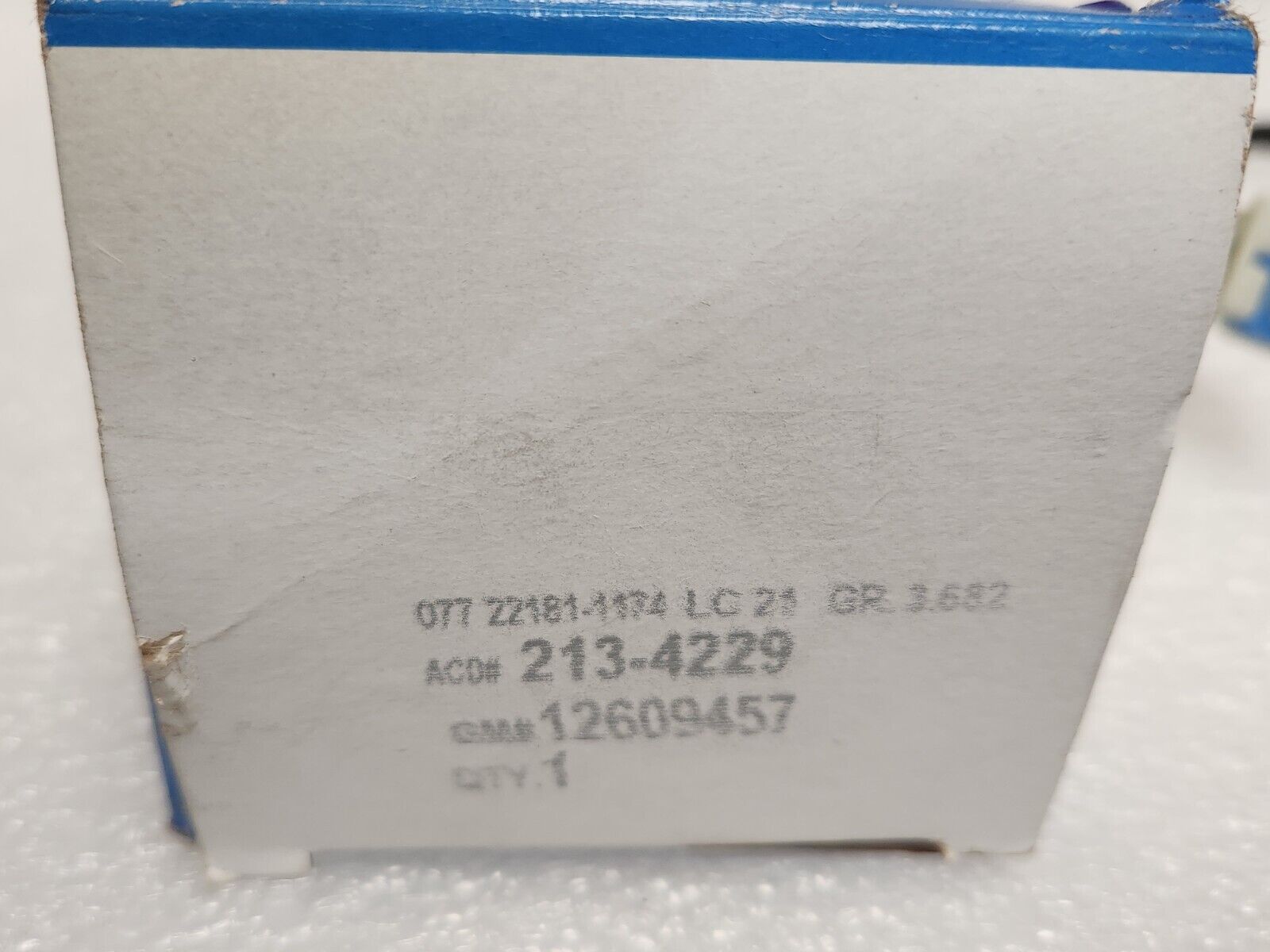 4718784